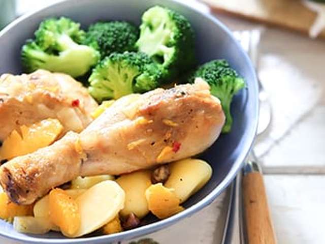 Foto Kip in sinaasappelsaus