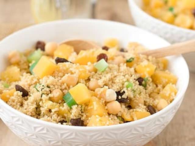 Foto Koolraap met couscous en kikkererwten