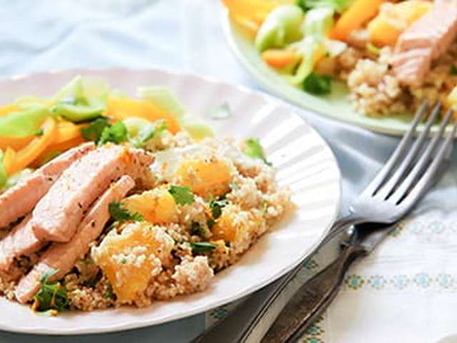 Foto Zalm met couscous en sinaasappel