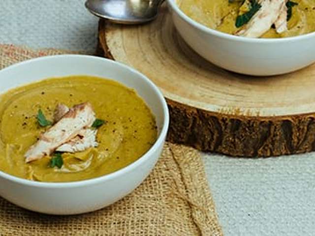 Foto Erwtensoep met makreel