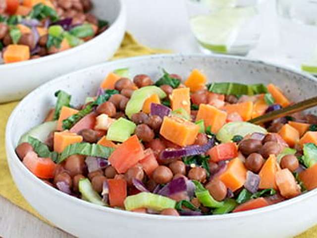 Foto Kapucijners met paksoi en zoete aardappel