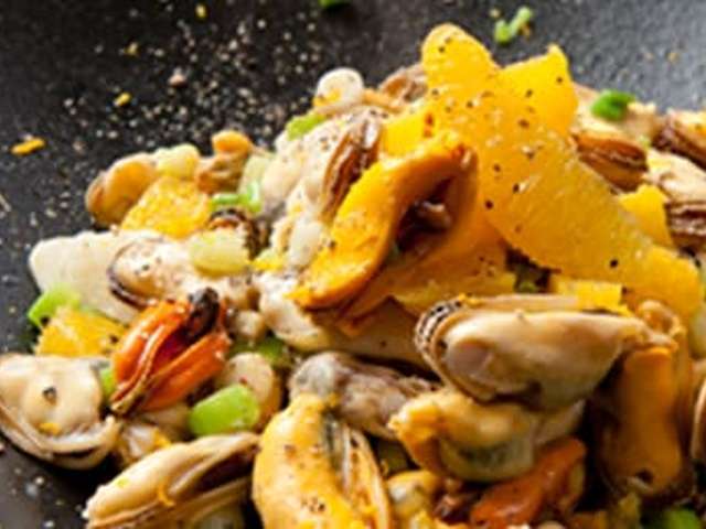 Foto Mosselen met bosuitjes en sinaasappel