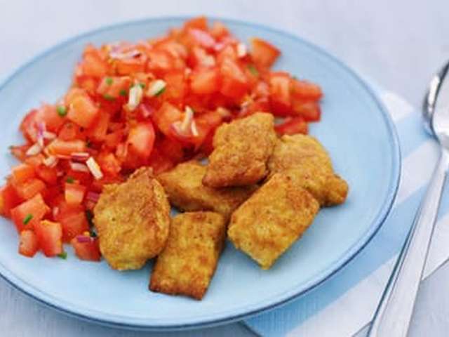 Foto Visnuggets met tomatensalsa