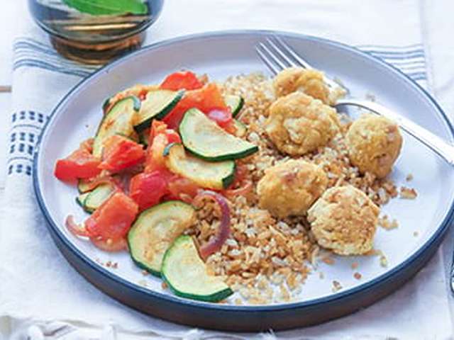 Foto Tofuballetjes in groentesaus