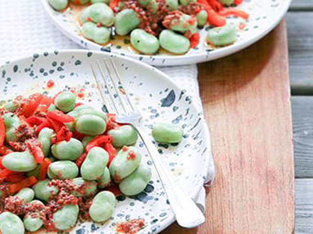 Foto Tuinbonensalade met paprika