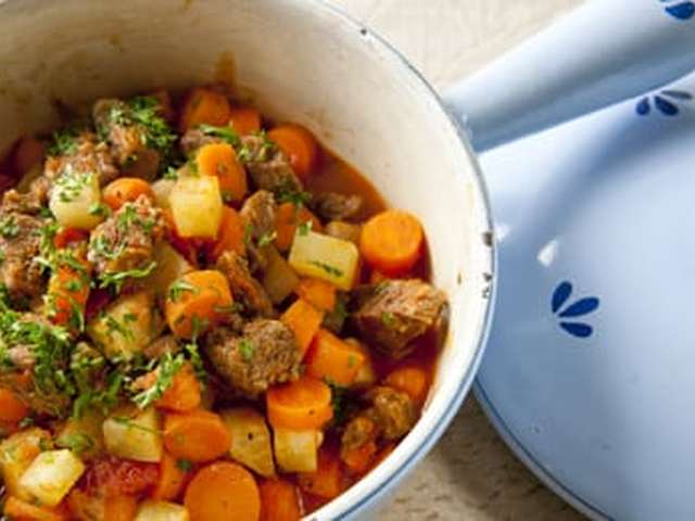 Foto Stoofpot met wintergroente