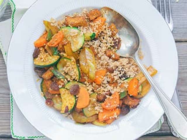 Foto Couscous met groente en tofu