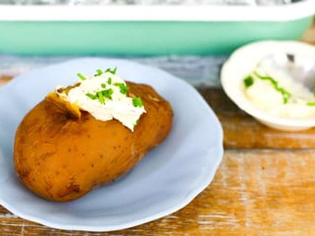 Foto Aardappelen met bieslooksaus