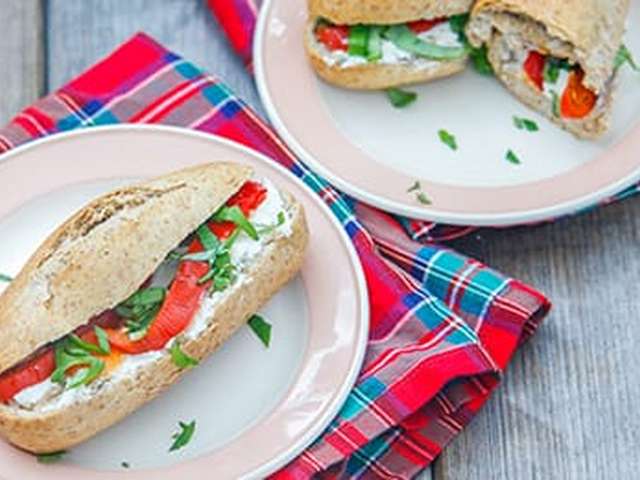Foto Italiaans broodje met paprika