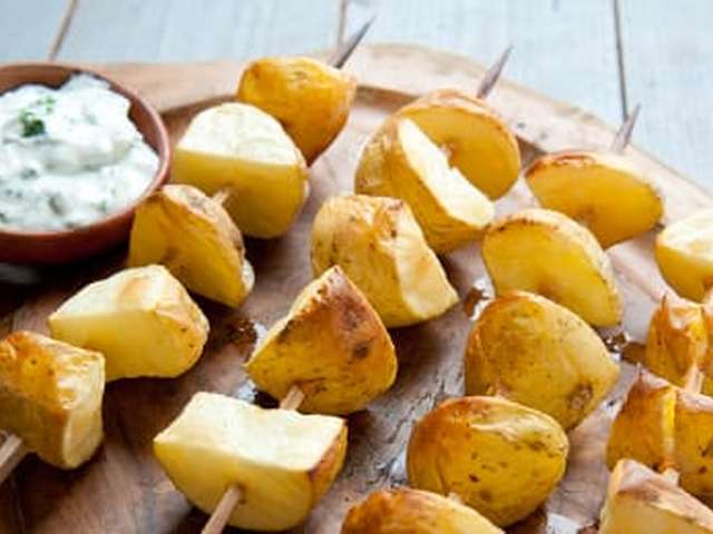 Foto Aardappelspiesen met gegrilde courgette en ei