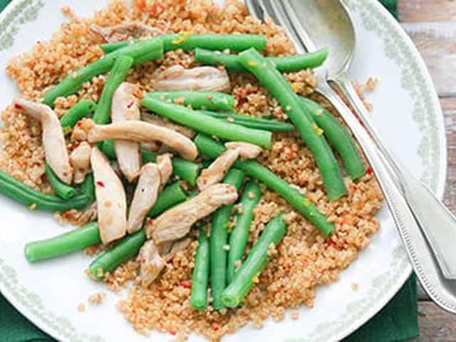 Foto Bulgur met sperzieboontjes en pittige kiprepen