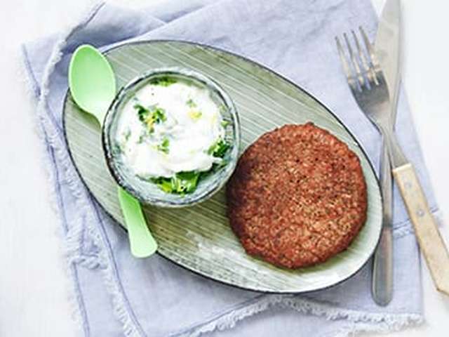 Foto Tofuburger met koriandersaus