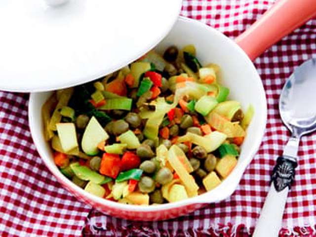 Foto Kapucijners met groente en appel