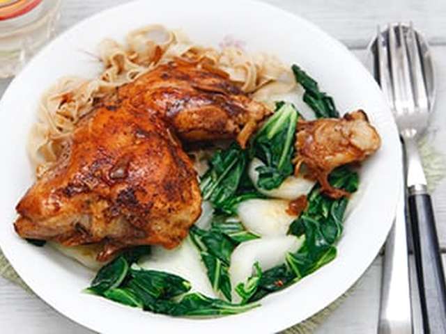 Foto Kippenbouten in hoisinsaus