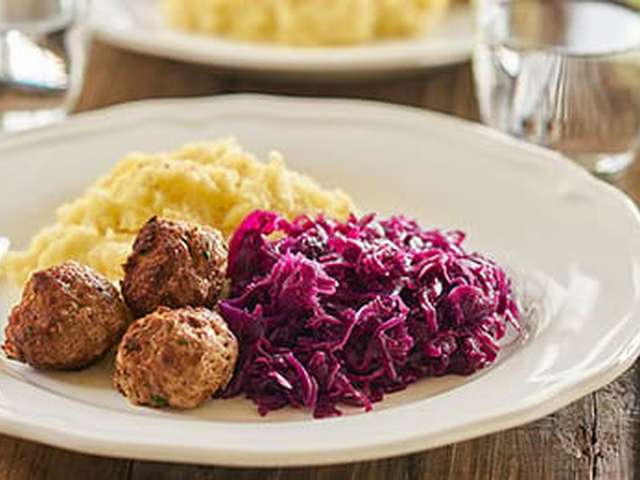 Foto Rode kool met gehaktballetjes