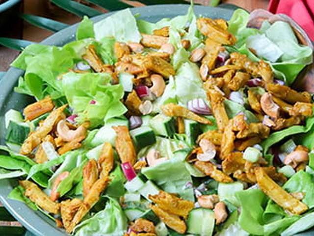 Foto Surinaamse salade met massalakip