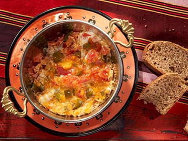 Foto Menemen (Turks ei met tomaat en groene peper)