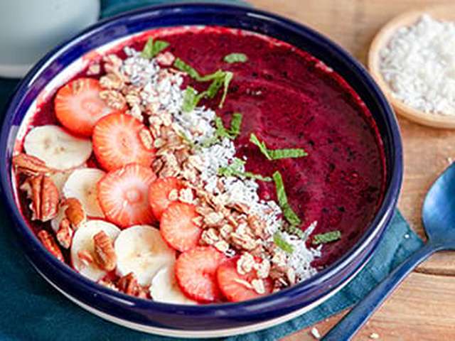 Foto Smoothiebowl met aardbeien