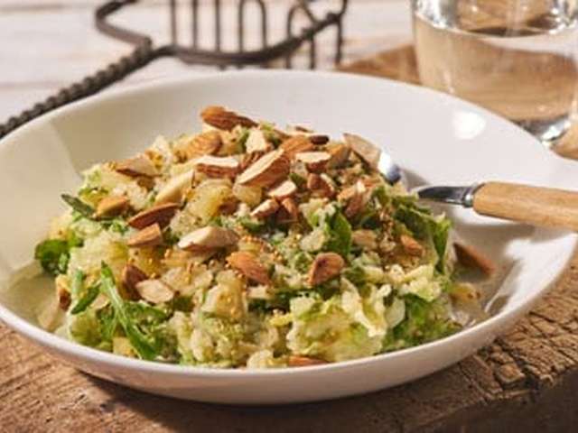 Foto Stamppot rauwe andijvie met amandelen