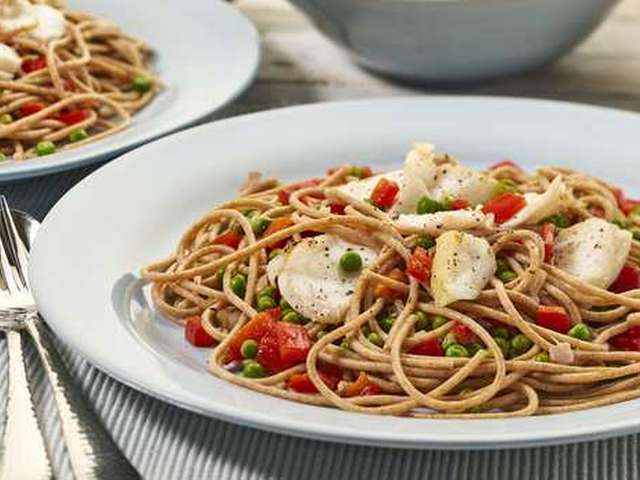 Foto Spaghetti met kabeljauw en paprika