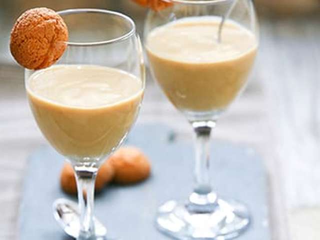Foto Koffievla met amandelkoekjes