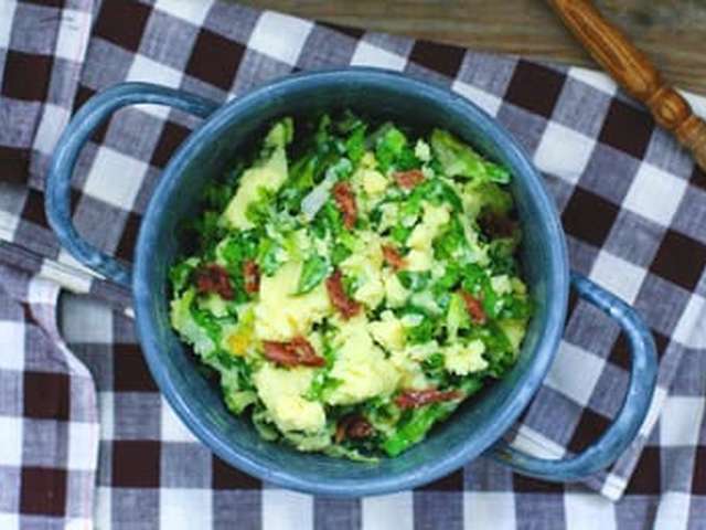 Foto Katwijkse stamppot van rauwe andijvie