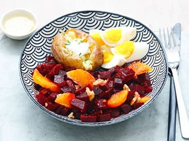 Foto Bietjessalade met walnootdressing