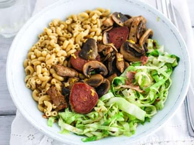 Foto Varkensvlees met champignons