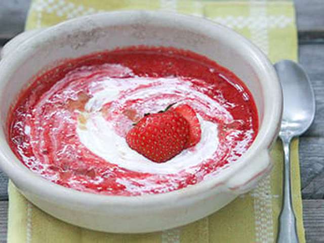 Foto Aardbeiensoep met gember