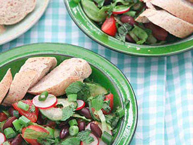 Foto Libanese salade met pistoletje