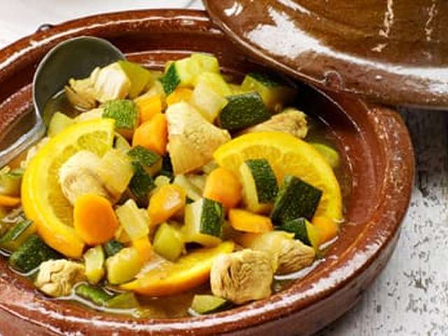 Foto Stoofpot met kalkoen en sinaasappel