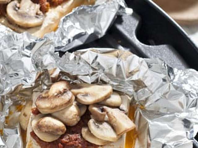 Foto Tofu met champignons in een pakje