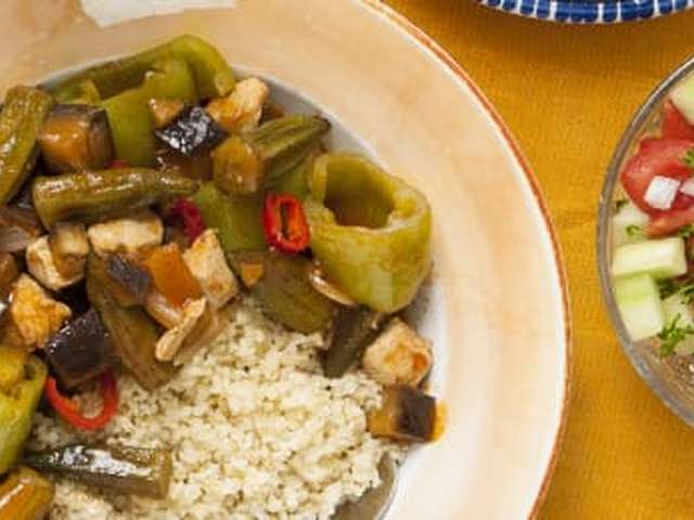 Foto Stoofpot met vlees en bulgur